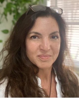 Photo of Martha Alvarez, Marriage & Family Therapist, LMFT