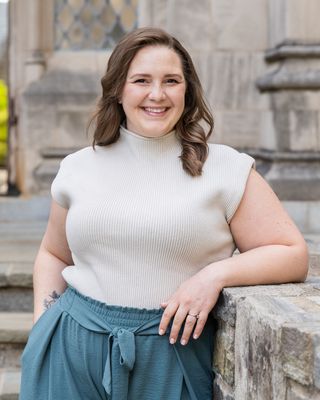 Photo of Lauren Broschak - Lauren Broschak - Illness, Intimacy, & Couples, Clinical Social Work/Therapist, LCSW, LICSW