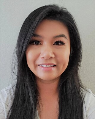 Photo of Hue Dang, Clinical Social Work/Therapist in San Diego, CA