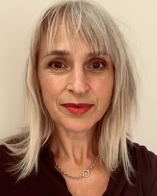 Photo of Zelda Andrews, Psychotherapist, MSc, MBACP
