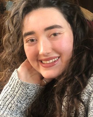 Photo of Victoria J Valliere, Psychotherapist, MA, HCPC-Drama Therap.
