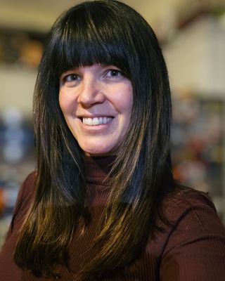 Photo of Stephani Guetschow, Clinical Social Work/Therapist, LSCSW