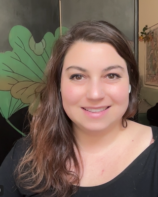 Photo of Lenna Jawdat, Clinical Social Work/Therapist, LICSW, EMDR-C, RYT200