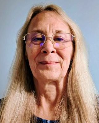 Photo of Karen Woller, Clinical Social Work/Therapist, LCSW