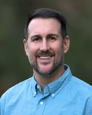 Photo of Ari Schwartz, Pre-Licensed Professional, MSW, RCSWI
