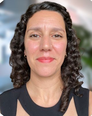 Photo of Liana Petruzzi, Clinical Social Work/Therapist, PhD, LCSW