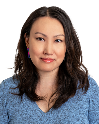 Photo of Vivian Nho, Registered Psychotherapist (Qualifying), MACP
