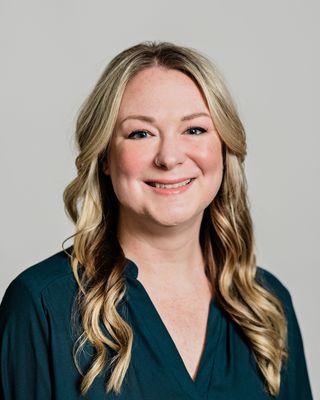 Photo of Lindsay Bartholomew, Pre-Licensed Professional, A-LPC, MHSP, NCC