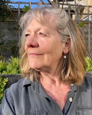 Photo of Laura Keyte, Psychotherapist, MA, MUKCP