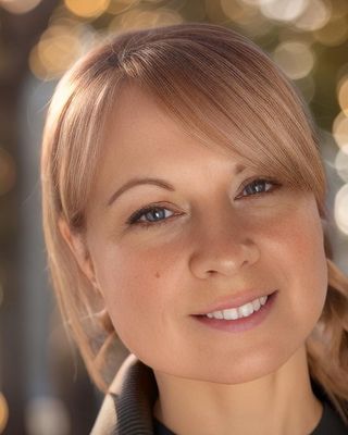 Photo of Tracey Marshall, Registered Psychotherapist (Qualifying), BA, MA