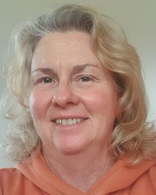 Photo of Elise Gwilym, Counsellor, MSc, MBACP