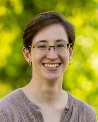 Photo of Molly Davis, Licensed Social Worker, MSS, LSW