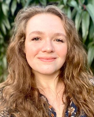 Photo of Tianna Vanderwey, License Social Worker Associate, MSW, LSWAIC