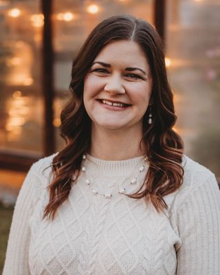 Photo of Amber Carter, Marriage & Family Therapist, MS, LCMFT