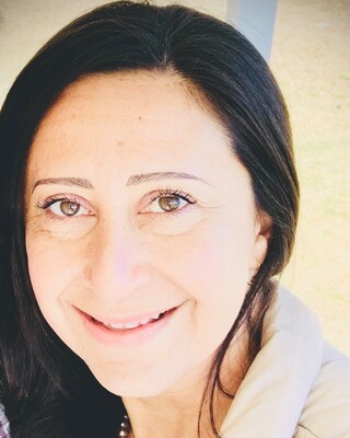 Photo of Nike Konstantina Gregory, MSW, LICSW, Clinical Social Work/Therapist