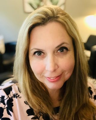 Photo of Lisa Dille, Licensed Professional Clinical Counselor, LPCC