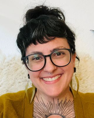 Photo of Quinn Shannon Russell - Quinn Russell, Counselor, MS, LMHC