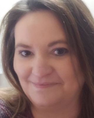 Photo of April Simms, Clinical Social Work/Therapist