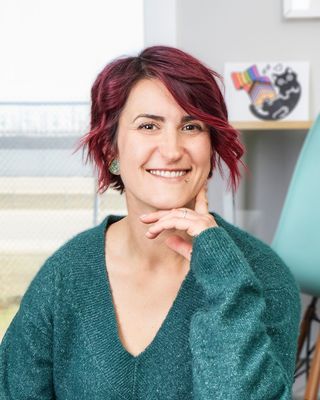 Photo of Diana Izard, Clinical Social Work/Therapist, RSW