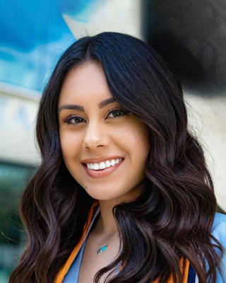 Photo of Vivian Vasquez, Marriage & Family Therapist, LMFT