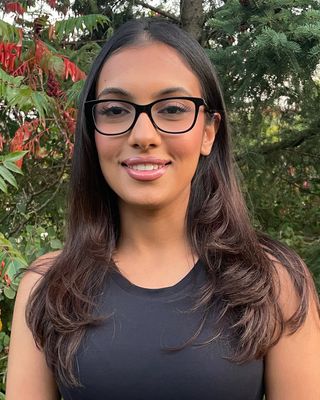 Photo of Harsimran Kaur, Registered Psychotherapist (Qualifying), MACP, BA