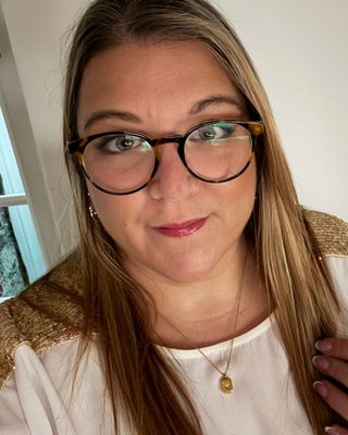Photo of caroline pearce, Counsellor, MNCPS Acc.