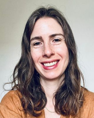 Photo of Toviah Narva, Psychiatric Nurse Practitioner, NP