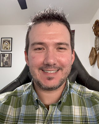 Photo of Ryan Hicks, Pre-Licensed Professional, MA, S-MFT