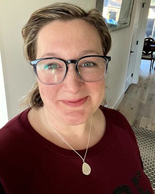Photo of Tina M Presta - Stillwater Wellness, Counsellor, CCPCP-r
