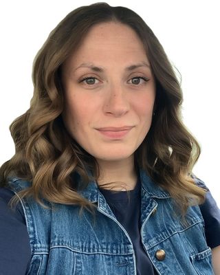 Photo of Katrina Steier, LMSW