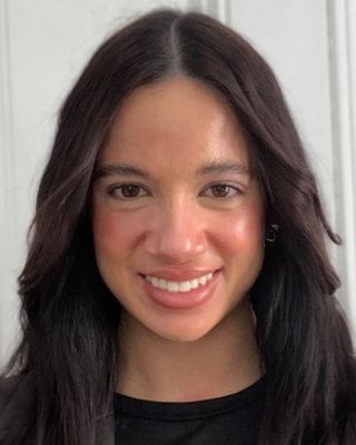 Photo of Fabiola Felix, Pre-Licensed Professional, MSW