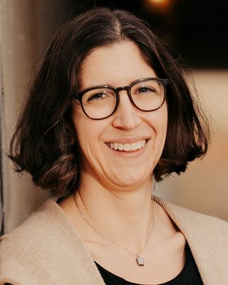 Photo of Sarah Kamens, Psychologist in New York, NY