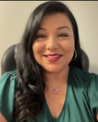 Photo of Roxana Parker, Marriage & Family Therapist, LMFT