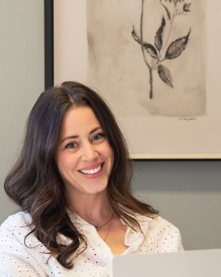 Photo of Chelsea Linden, Marriage & Family Therapist, MMFT