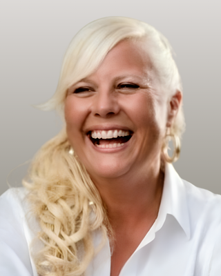 Photo of Dawn Bell, Counsellor, MBACP
