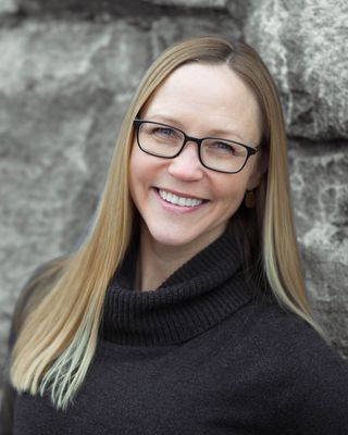 Photo of Lisa Perron, Clinical Social Work/Therapist, LICSW