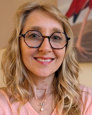 Photo of Carolyn Lenz, Counselor, LMHC, EMDRC, NCC