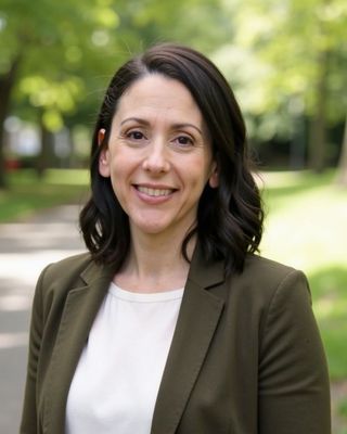 Photo of Danielle Mullon, Clinical Social Work/Therapist, LCSW, DBT-LBC