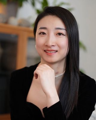 Photo of Wenjuan Gao, Psychotherapist, MA