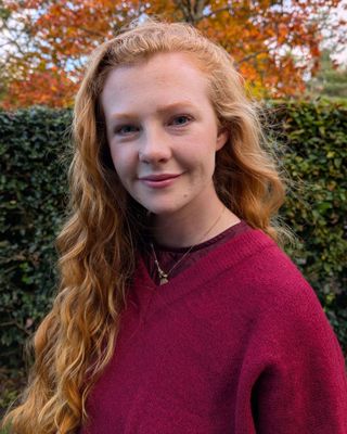 Photo of Rebecca Duthart, Counsellor, MBACP