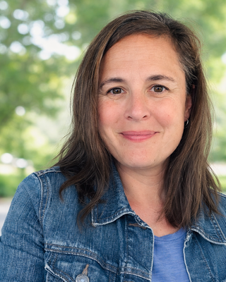 Photo of Kelly Mahnensmith, Counselor, LMHCA, MA