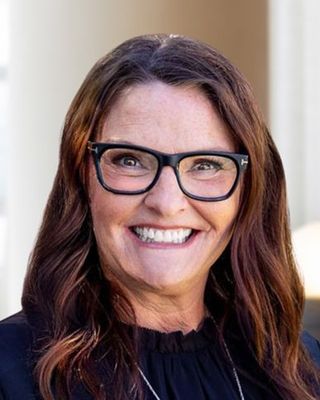 Photo of Laura Hickman, Psychiatric Nurse Practitioner, PMHNP