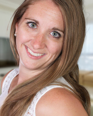Photo of Melissa Roberts, Registered Psychotherapist in Ontario