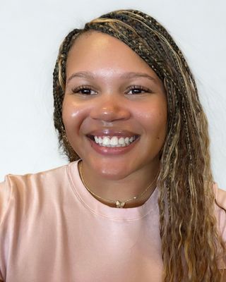 Photo of Zariah Robinson, Marriage & Family Therapist Associate, AMFT