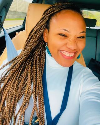 Photo of Marlenny E. Phoenix, Clinical Social Work/Therapist, LCSW, LICSW