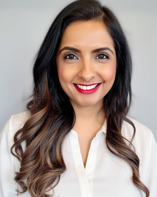 Photo of Smita Davé, Psychotherapist, MSc