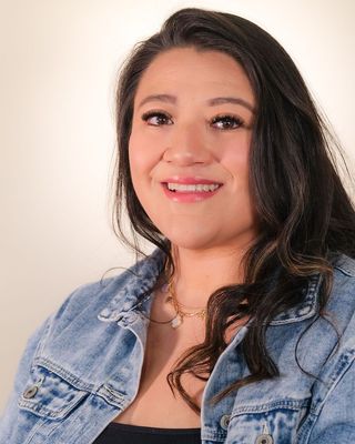 Photo of Marlem Garcia, Clinical Social Work/Therapist, MSW, LSW