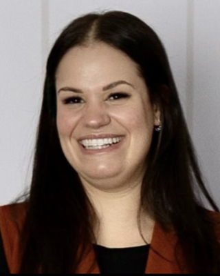 Photo of Lyanne Ventura, Clinical Social Work/Therapist, MSW, LCSW, CCTP