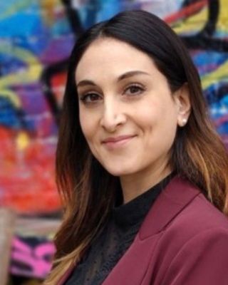 Photo of Laura Calabro, Psychologist, MSc, HCPC - Clin. Psych.