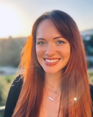 Photo of Sydney Linden, Clinical Social Work/Therapist, MSW, LCSW, LICSW